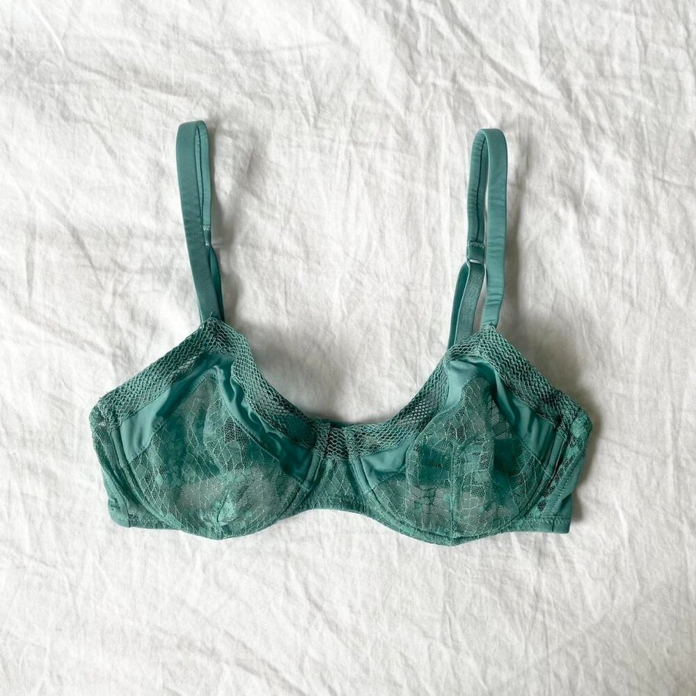 La Perla Green Blue Turquoise lace underwire bra with adjustable straps 32C